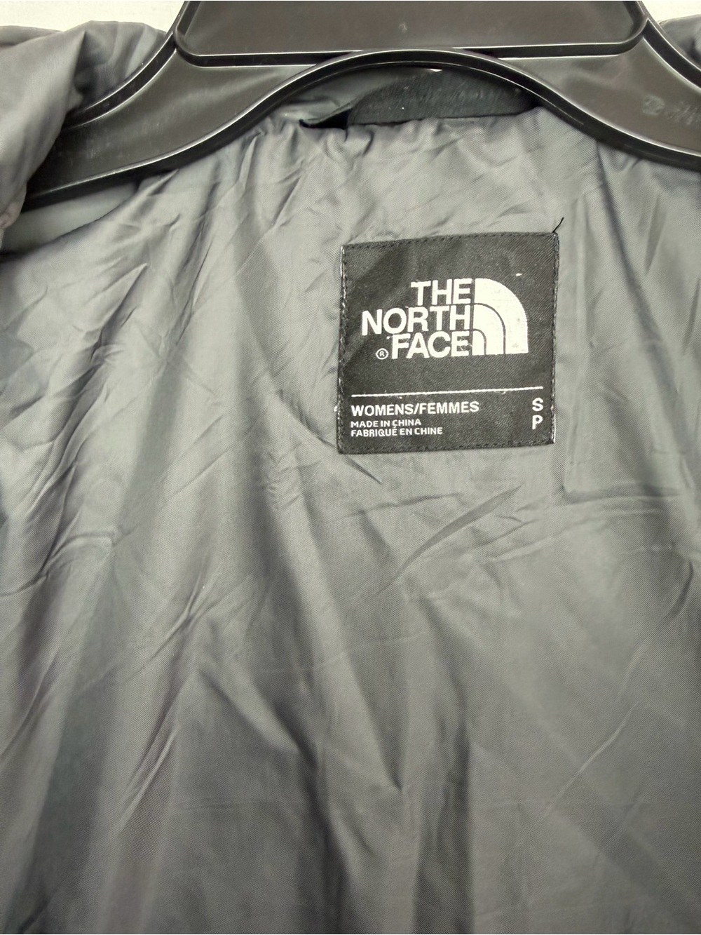 The North Face Women's Gray Quilted Hooded Puffer Coat - Picture 4 of 16